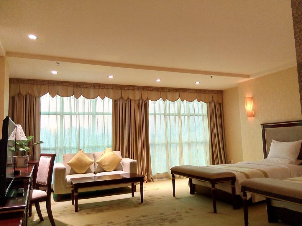 Guangzhou Li Gang Hotel Room photo
