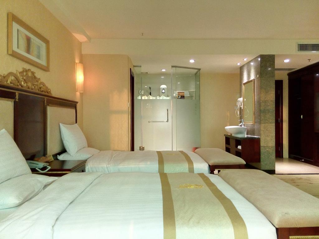 Guangzhou Li Gang Hotel Room photo